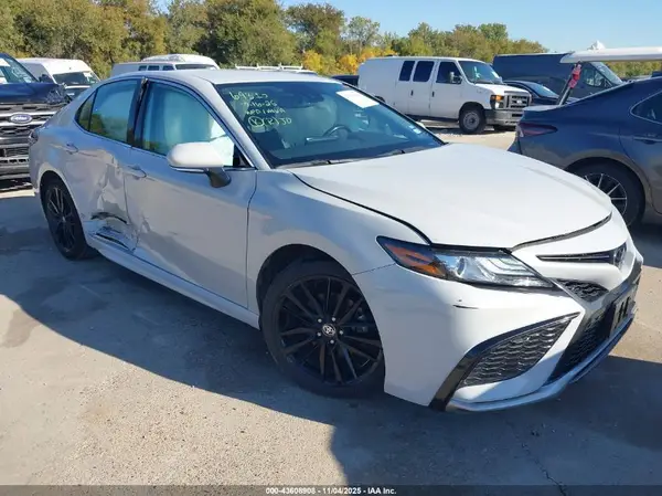 4T1K61AK7RU231637 2024 TOYOTA CAMRY - Image 1