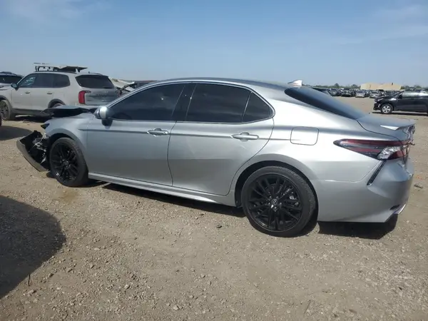 4T1K61AK7RU250768 2024 TOYOTA CAMRY - Image 2
