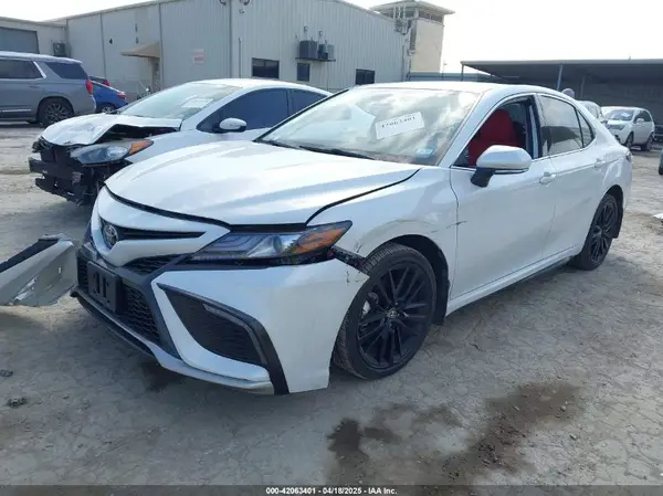 4T1K61AK7RU858001 2024 TOYOTA CAMRY - Image 2
