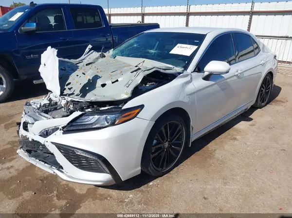 4T1K61AK7RU858337 2024 TOYOTA CAMRY - Image 2