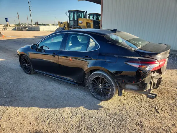 4T1K61AK7RU912932 2024 TOYOTA CAMRY - Image 2