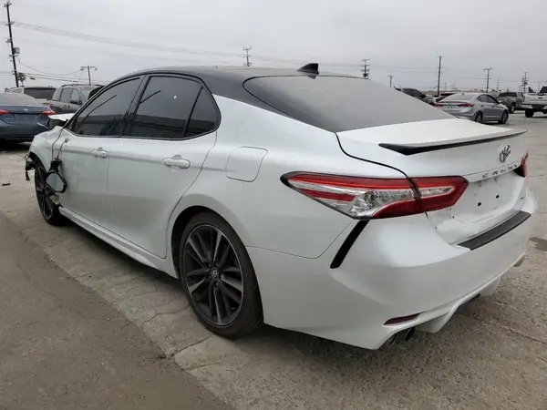 4T1K61AK8LU308362 2020 TOYOTA CAMRY - Image 2