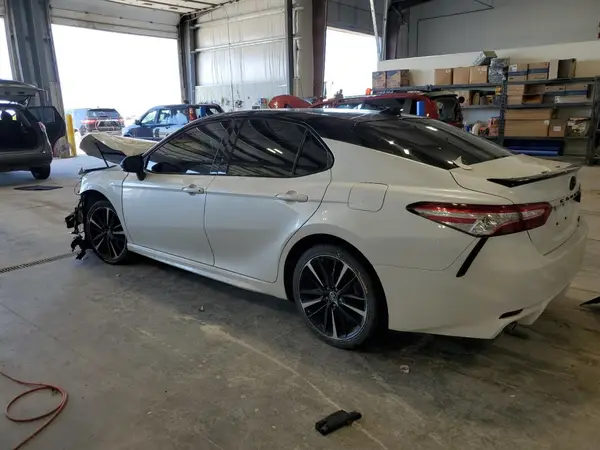 4T1K61AK8LU342852 2020 TOYOTA CAMRY - Image 2