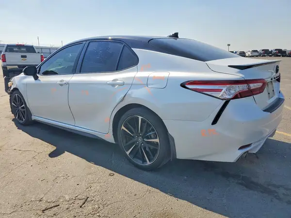 4T1K61AK8LU346416 2020 TOYOTA CAMRY - Image 2