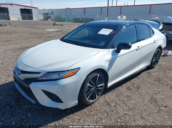4T1K61AK8LU350966 2020 TOYOTA CAMRY - Image 2