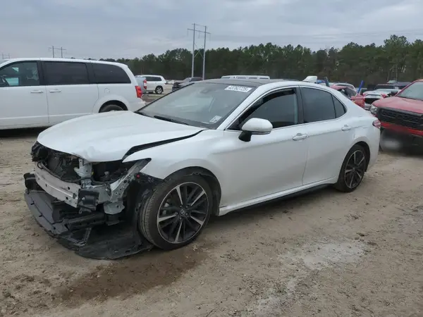 4T1K61AK8LU353575 2020 TOYOTA CAMRY - Image 1