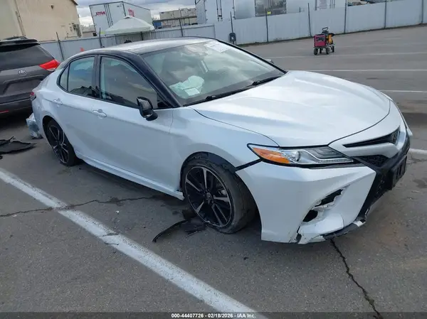 4T1K61AK8LU363779 2020 TOYOTA CAMRY - Image 1
