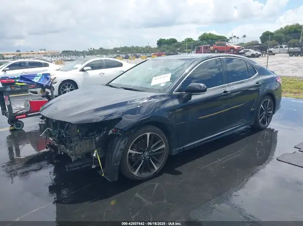 4T1K61AK8LU378976 2020 TOYOTA CAMRY - Image 2
