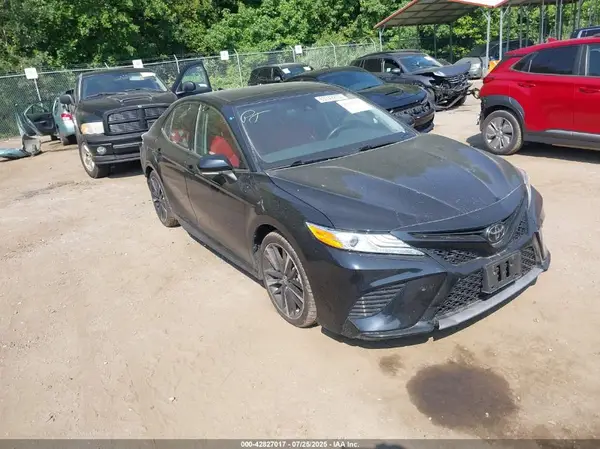 4T1K61AK8LU380906 2020 TOYOTA CAMRY - Image 1