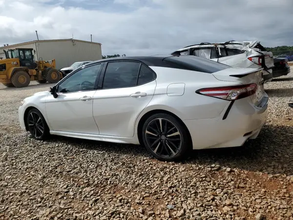 4T1K61AK8LU385698 2020 TOYOTA CAMRY - Image 2