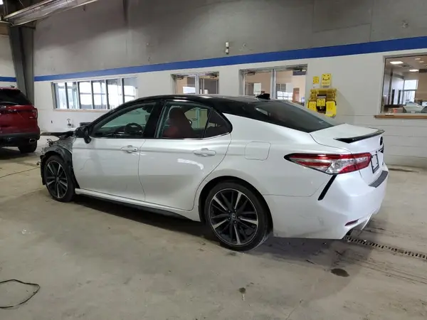 4T1K61AK8LU388665 2020 TOYOTA CAMRY - Image 2