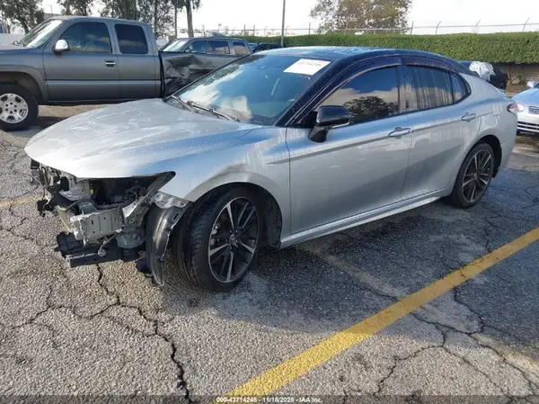 4T1K61AK8LU393185 2020 TOYOTA CAMRY - Image 2
