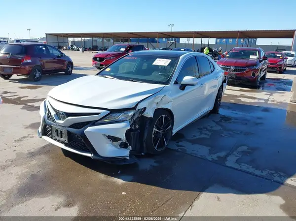 4T1K61AK8LU396331 2020 TOYOTA CAMRY - Image 2