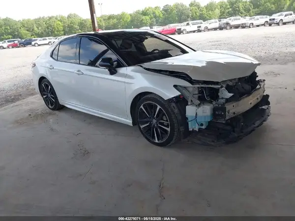 4T1K61AK8LU397981 2020 TOYOTA CAMRY - Image 1