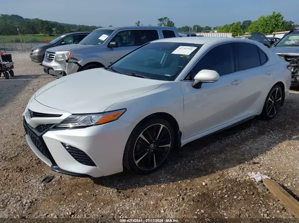 4T1K61AK8LU510618 2020 TOYOTA CAMRY - Image 2