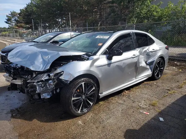 4T1K61AK8LU879575 2020 TOYOTA CAMRY - Image 1