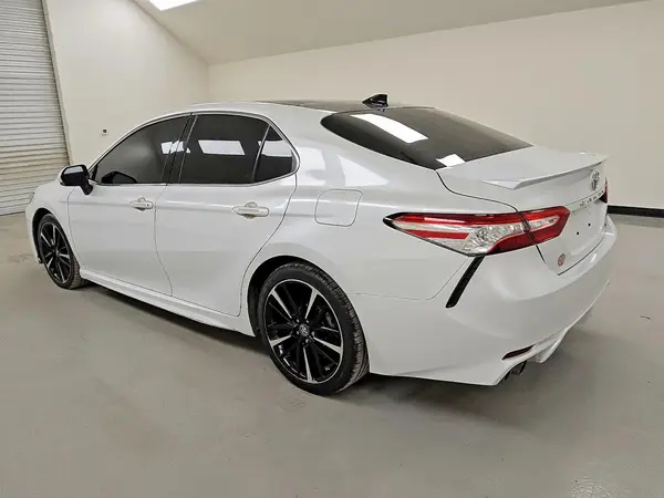 4T1K61AK8LU893668 2020 TOYOTA CAMRY - Image 2