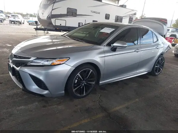 4T1K61AK8LU934526 2020 TOYOTA CAMRY - Image 2