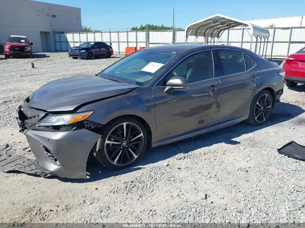 4T1K61AK8LU941668 2020 TOYOTA CAMRY - Image 2