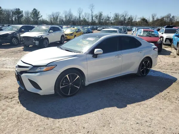4T1K61AK8LU946661 2020 TOYOTA CAMRY - Image 1