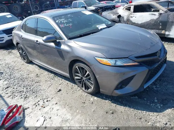 4T1K61AK8LU955280 2020 TOYOTA CAMRY - Image 1