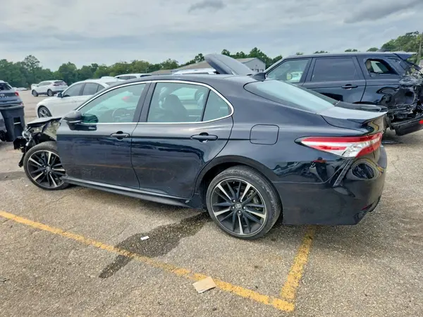 4T1K61AK8LU995262 2020 TOYOTA CAMRY - Image 2