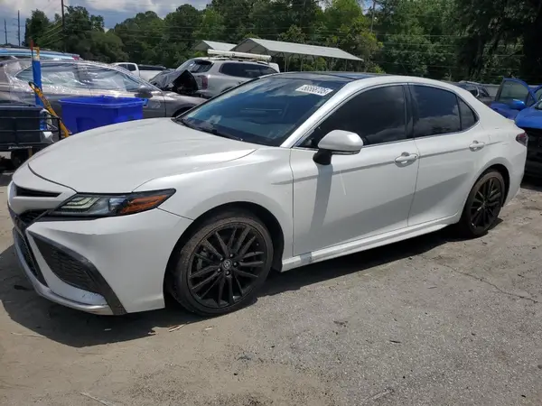 4T1K61AK8MU413470 2021 TOYOTA CAMRY - Image 1
