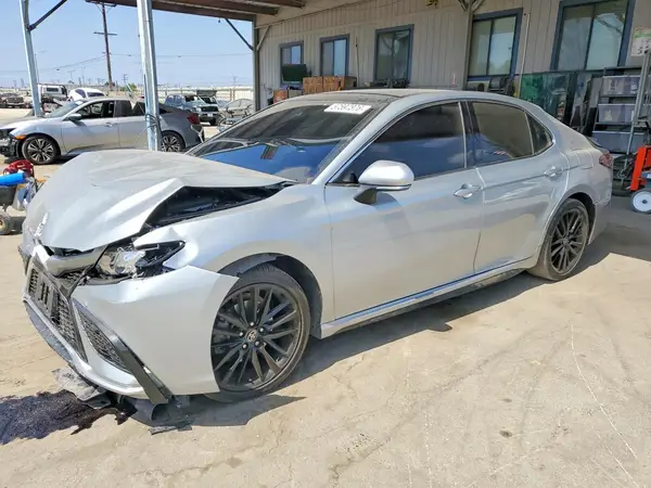 4T1K61AK8MU413534 2021 TOYOTA CAMRY - Image 1