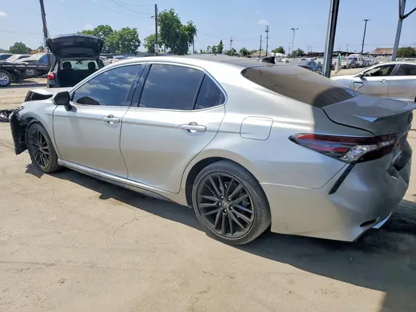 4T1K61AK8MU413534 2021 TOYOTA CAMRY - Image 2