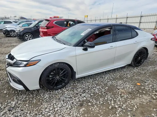 4T1K61AK8MU417356 2021 TOYOTA CAMRY - Image 1