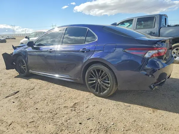 4T1K61AK8MU426865 2021 TOYOTA CAMRY - Image 2