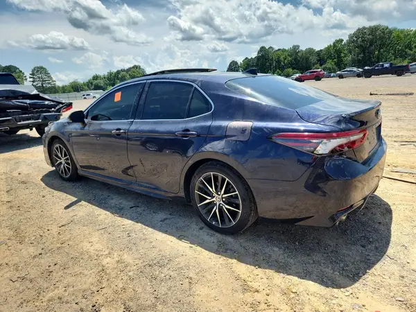 4T1K61AK8MU452107 2021 TOYOTA CAMRY - Image 2
