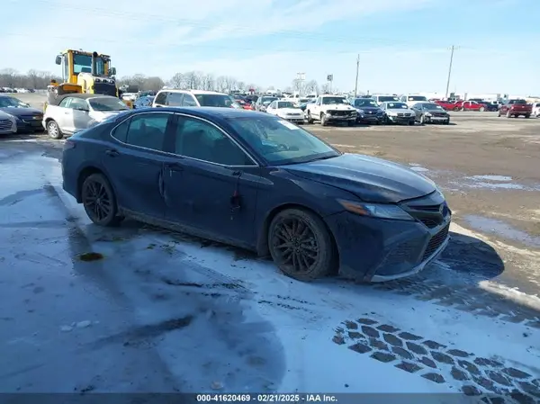 4T1K61AK8MU452768 2021 TOYOTA CAMRY - Image 1