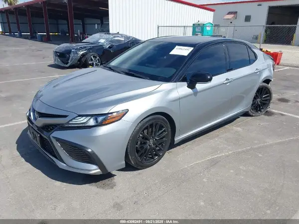 4T1K61AK8MU456500 2021 TOYOTA CAMRY - Image 2
