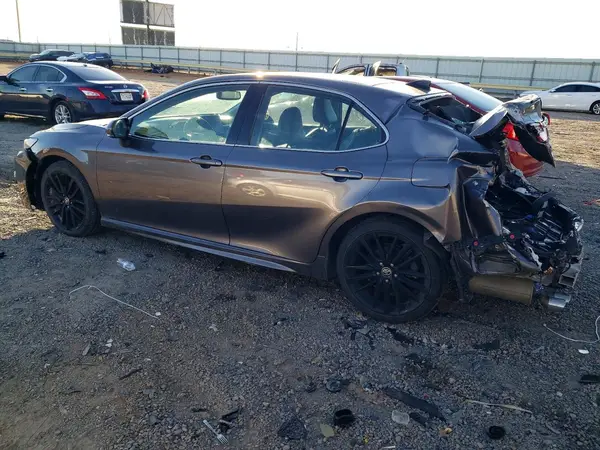 4T1K61AK8MU458019 2021 TOYOTA CAMRY - Image 2