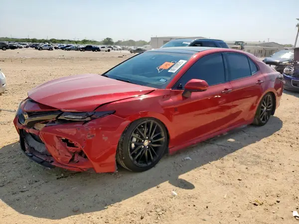 4T1K61AK8MU460143 2021 TOYOTA CAMRY - Image 1