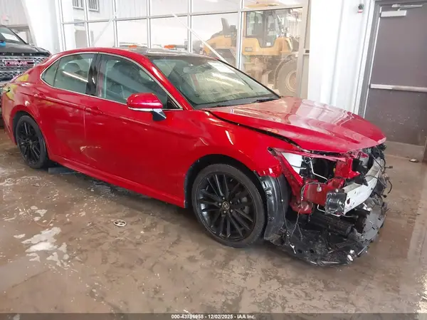 4T1K61AK8MU461289 2021 TOYOTA CAMRY - Image 1