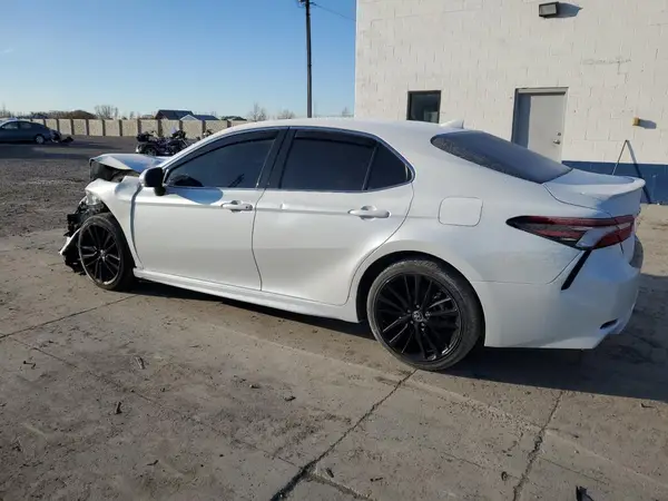 4T1K61AK8MU474141 2021 TOYOTA CAMRY - Image 2