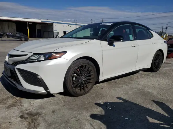 4T1K61AK8MU476889 2021 TOYOTA CAMRY - Image 1