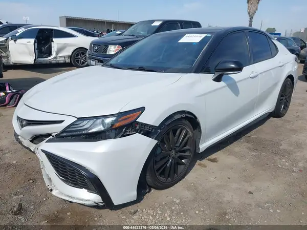 4T1K61AK8MU493997 2021 TOYOTA CAMRY - Image 2