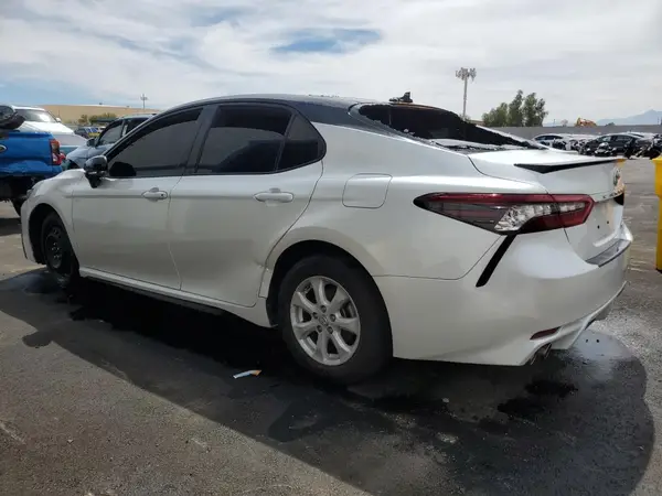 4T1K61AK8MU496642 2021 TOYOTA CAMRY - Image 2