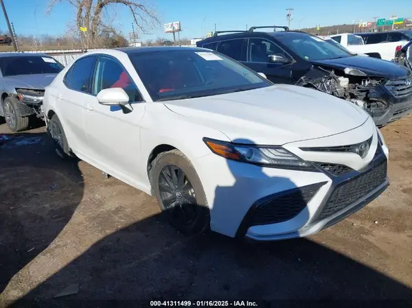 4T1K61AK8MU530479 2021 TOYOTA CAMRY - Image 1