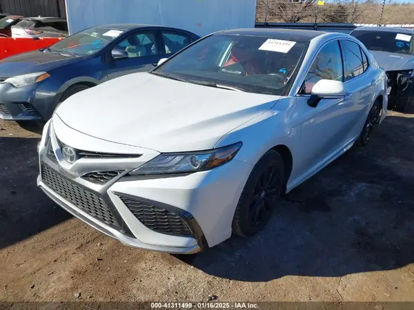 4T1K61AK8MU530479 2021 TOYOTA CAMRY - Image 2