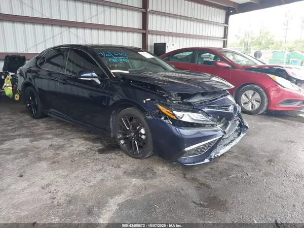 4T1K61AK8MU543474 2021 TOYOTA CAMRY - Image 1