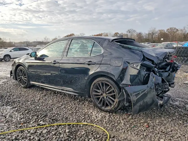 4T1K61AK8MU560145 2021 TOYOTA CAMRY - Image 2