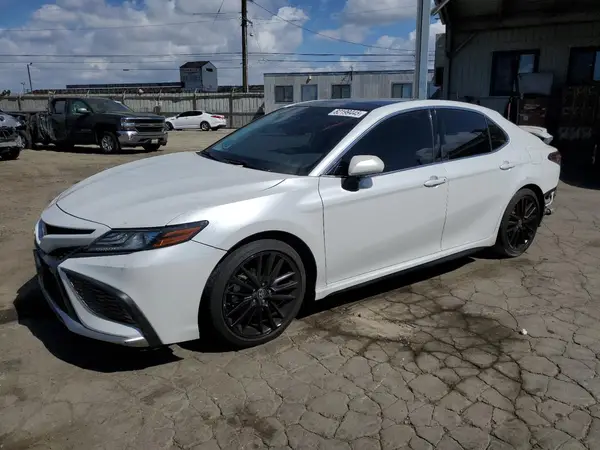 4T1K61AK8MU566432 2021 TOYOTA CAMRY - Image 1