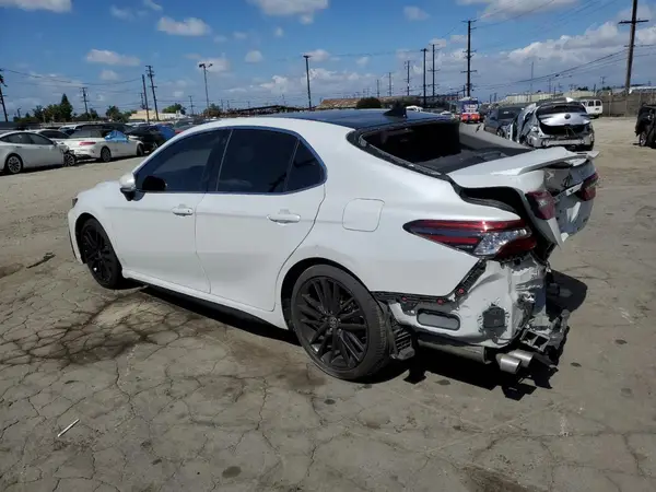 4T1K61AK8MU566432 2021 TOYOTA CAMRY - Image 2