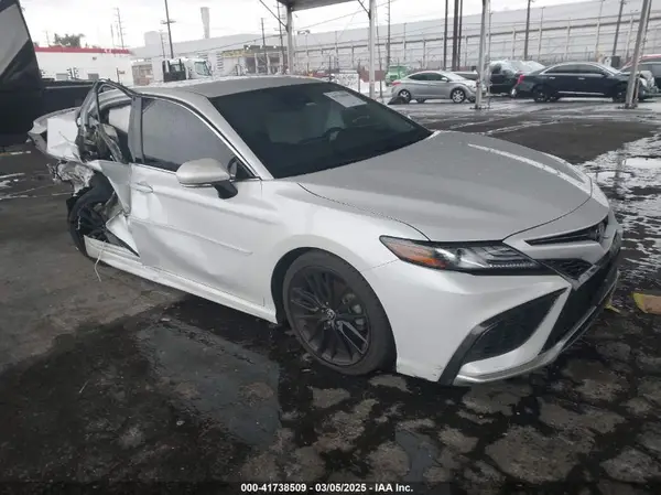 4T1K61AK8MU584316 2021 TOYOTA CAMRY - Image 1