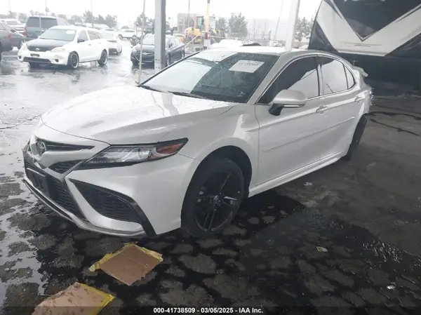 4T1K61AK8MU584316 2021 TOYOTA CAMRY - Image 2