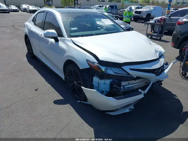 4T1K61AK8MU591962 2021 TOYOTA CAMRY - Image 1